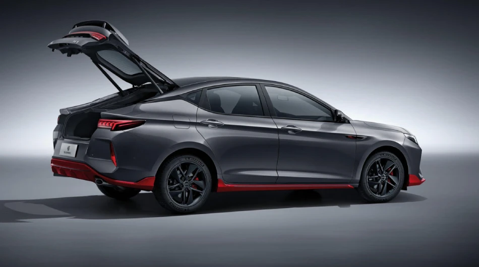 سیستم های کمک راننده کی ام سی J7