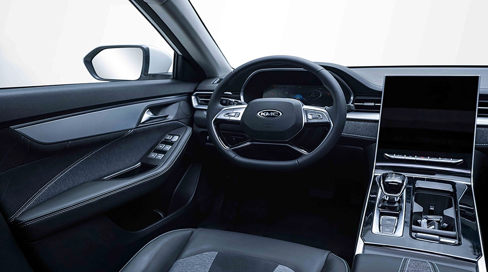 کی‌ام‌سی J7